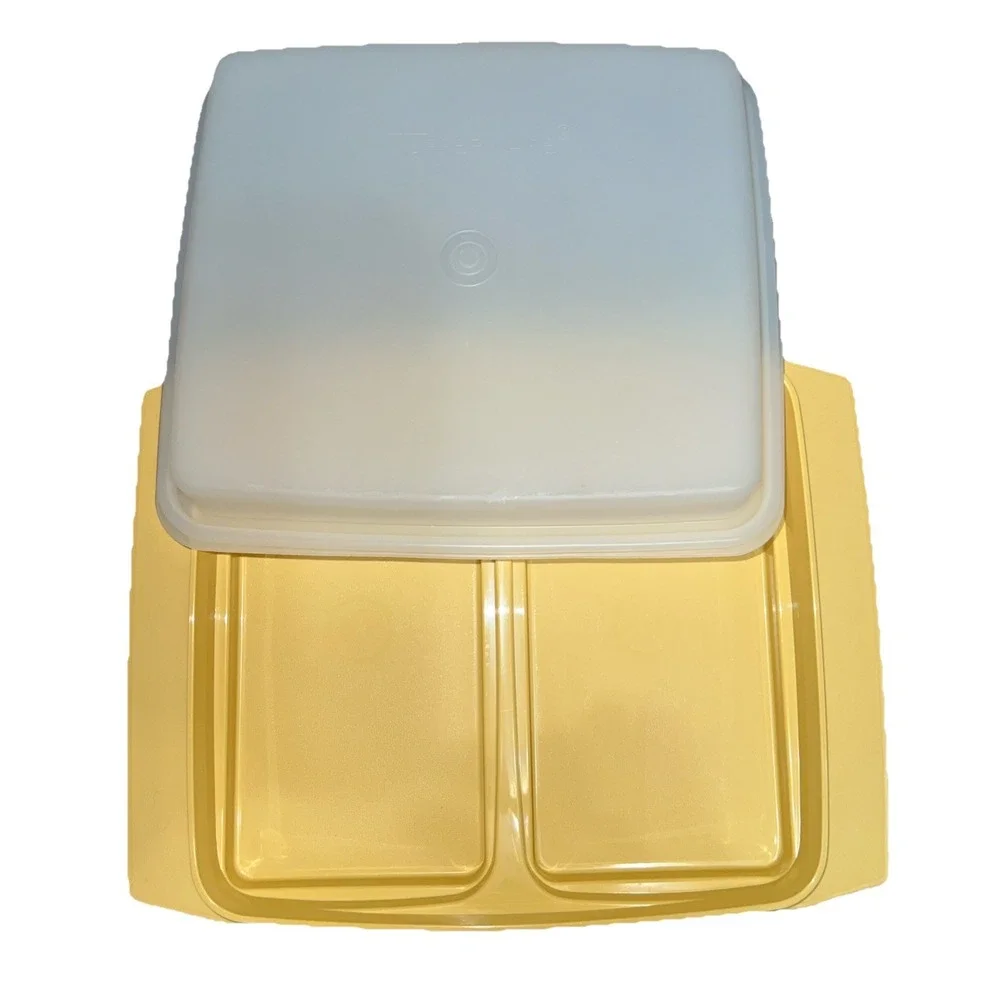 Vintage Tupperware 723-1 (Deviled Egg) Storage Carrier Dish‎ Harvest Gold W Lid
